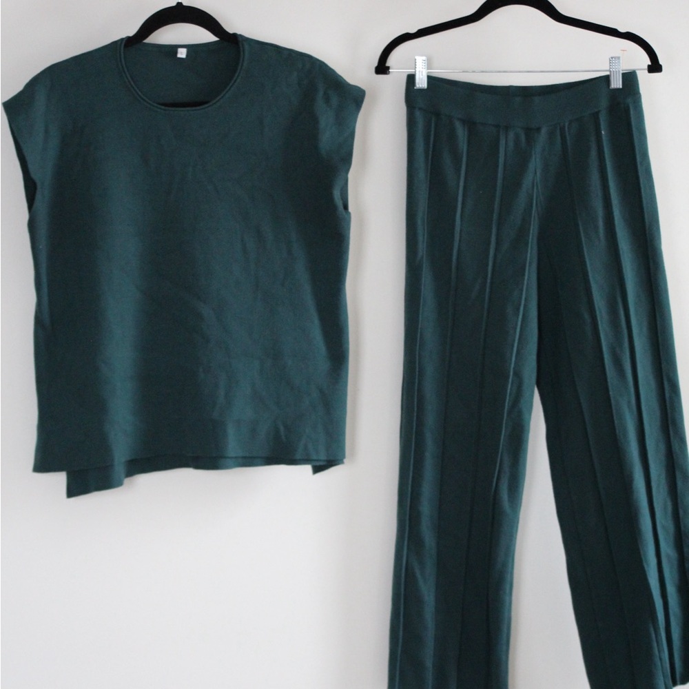 Elegant Green Women's Pants & Top Set